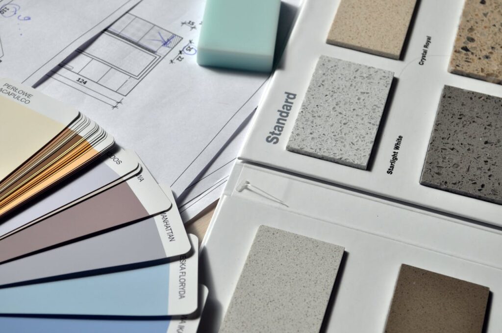 the-interior-of-the-repair-interior-design-159045 Color palette and material samples for interior renovation projects on a blueprint.